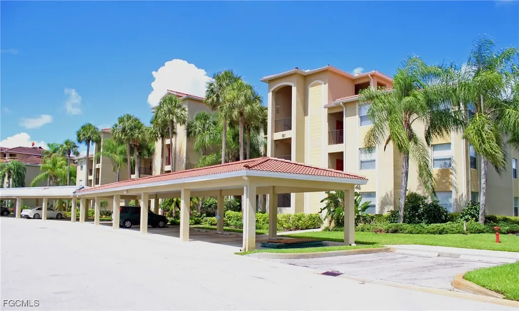 Naples FL, 10317 Heritage Bay Boulevard, Unit 1443