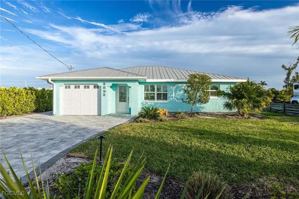 2892 Sanibel Boulevard St. James City FL 33956