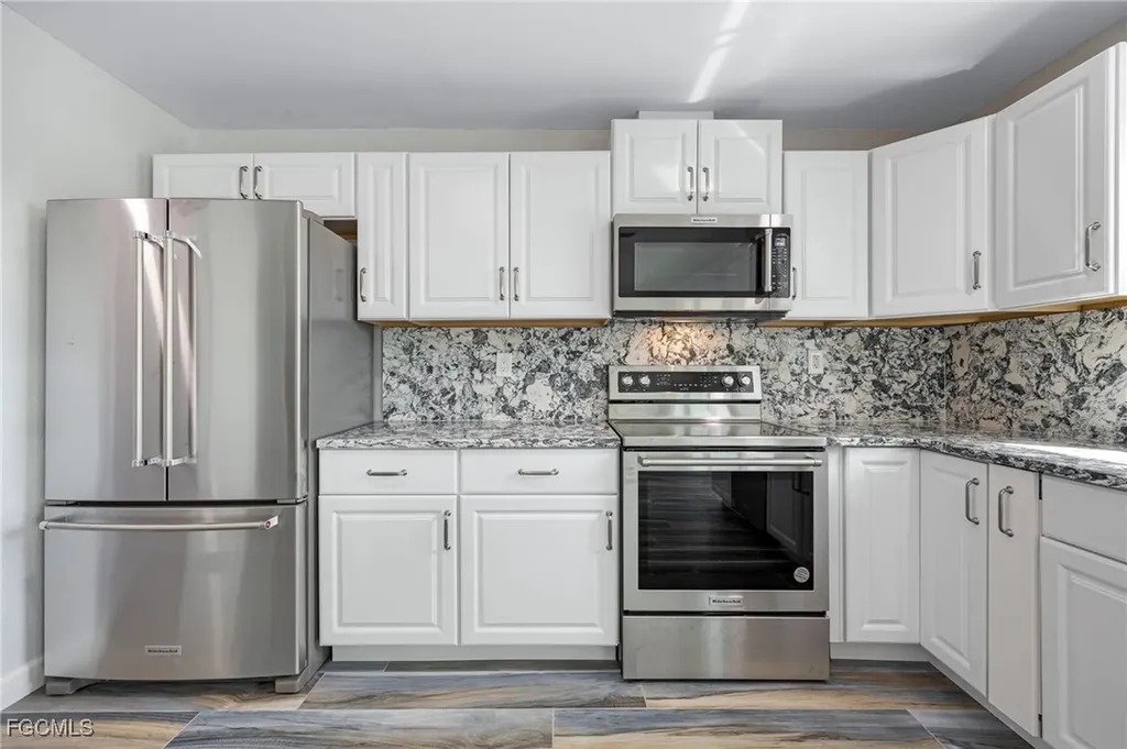 2892 Sanibel Boulevard St. James City FL 33956
