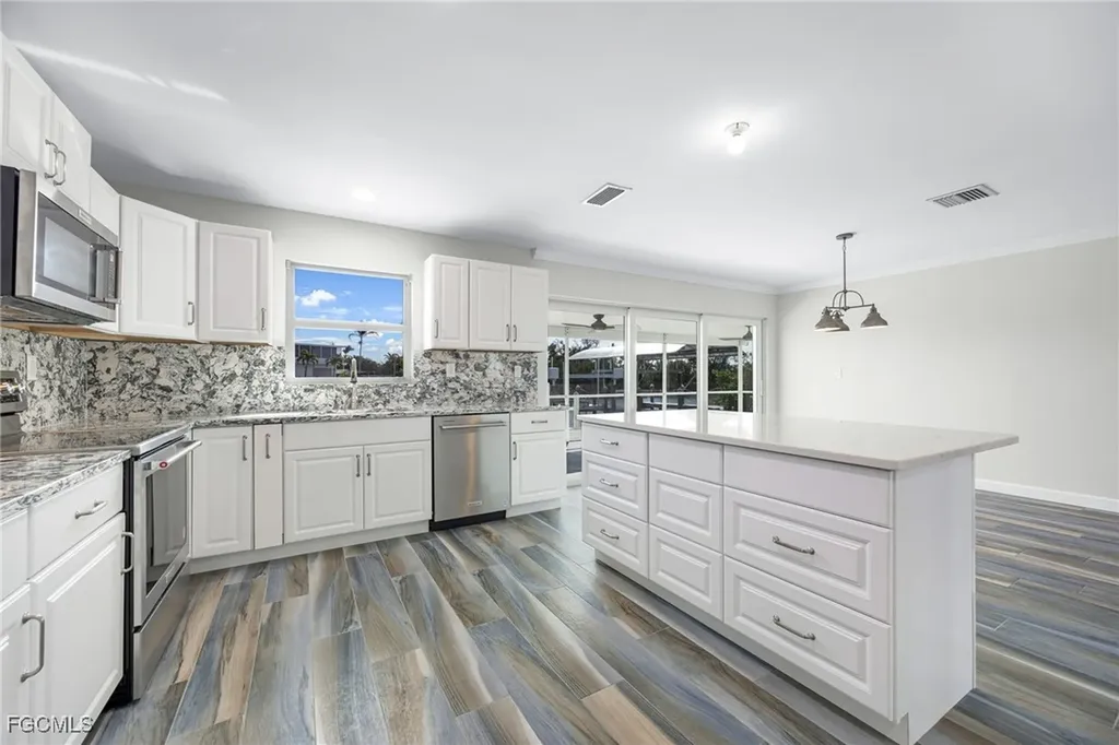 2892 Sanibel Boulevard St. James City FL 33956