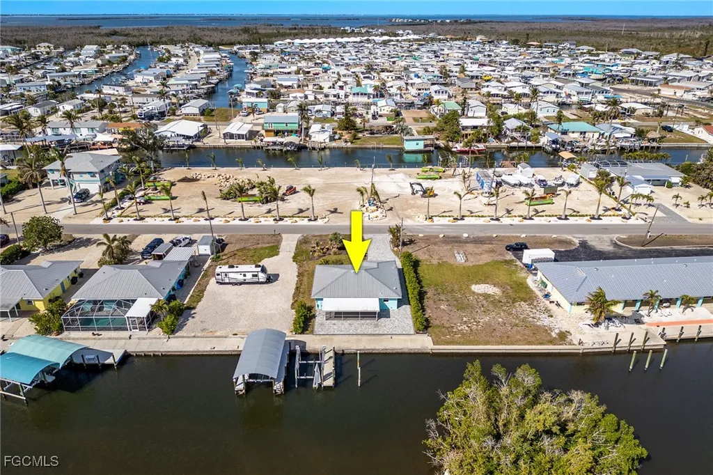 2892 Sanibel Boulevard St. James City FL 33956