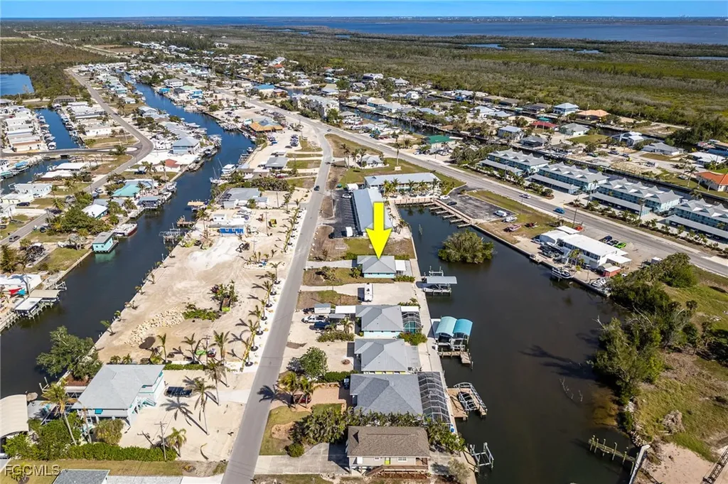 2892 Sanibel Boulevard St. James City FL 33956