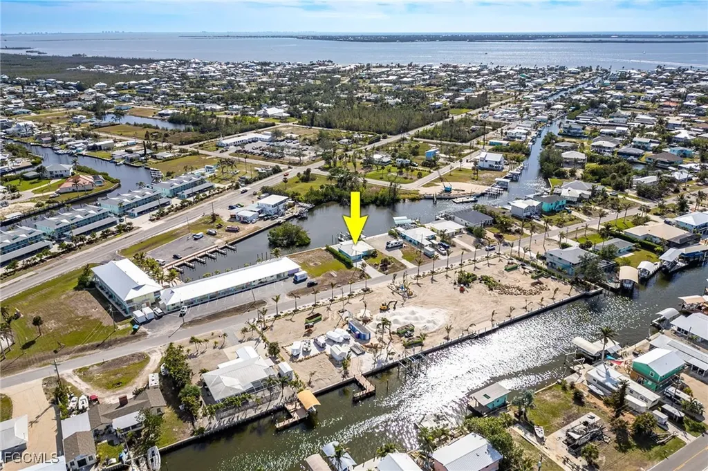 2892 Sanibel Boulevard St. James City FL 33956