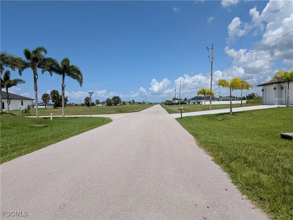 3825 NW 36th Avenue Cape Coral FL 33993