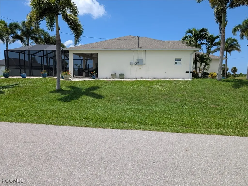 3825 NW 36th Avenue Cape Coral FL 33993