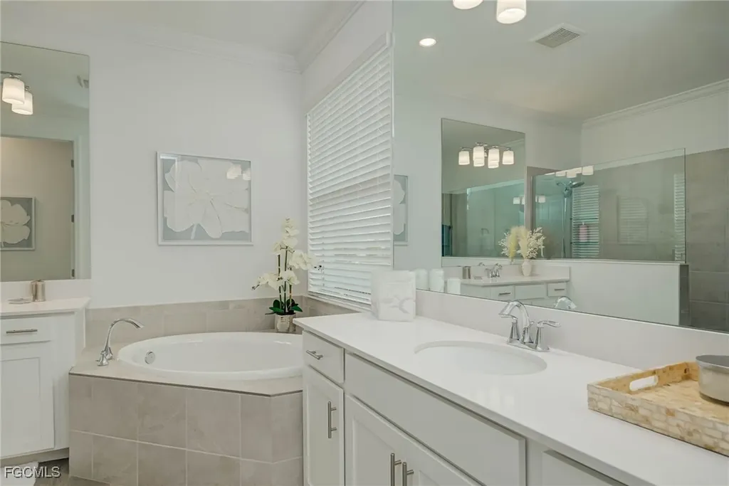 5790 Kingston Place Ave Maria FL 34142-5276