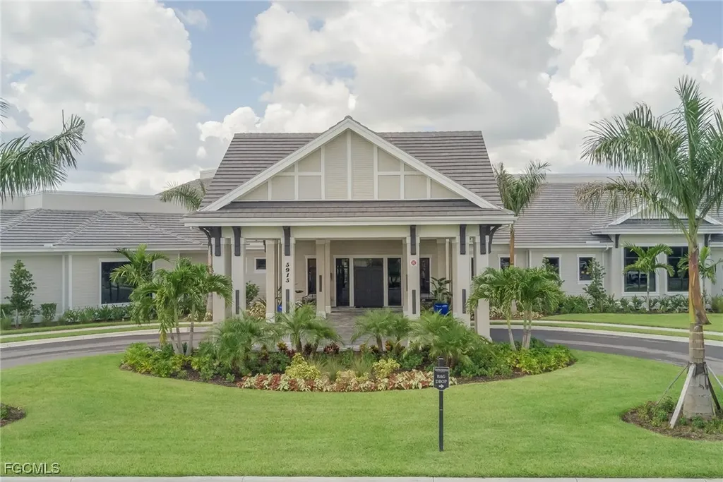 5790 Kingston Place Ave Maria FL 34142-5276