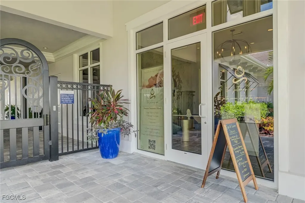 5790 Kingston Place Ave Maria FL 34142-5276