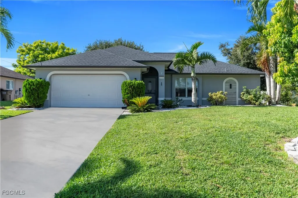 1726 SW 21st Street Cape Coral FL 33991