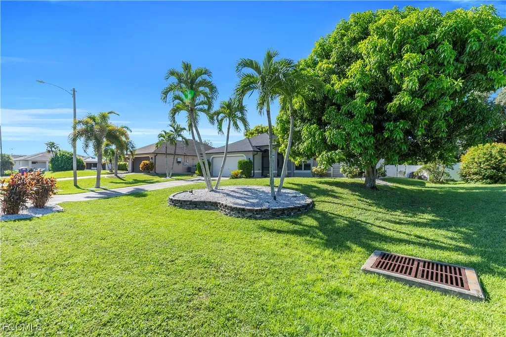 1726 SW 21st Street Cape Coral FL 33991