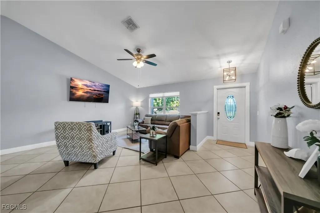 1726 SW 21st Street Cape Coral FL 33991