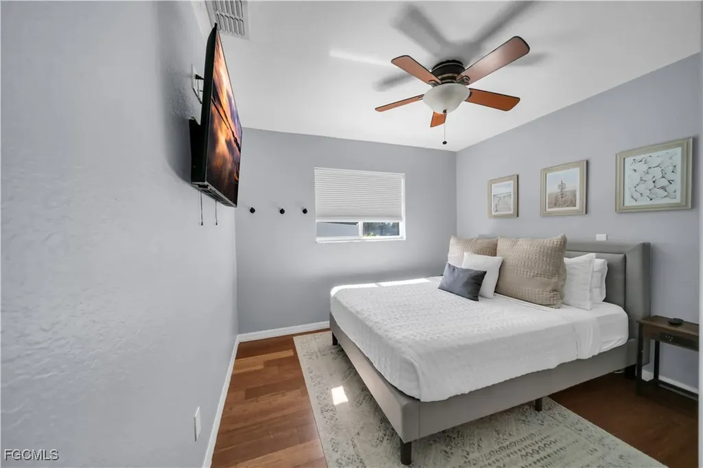 1726 SW 21st Street Cape Coral FL 33991