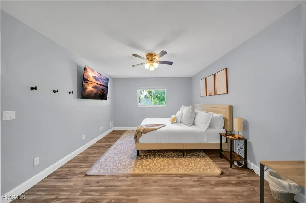 1726 SW 21st Street Cape Coral FL 33991