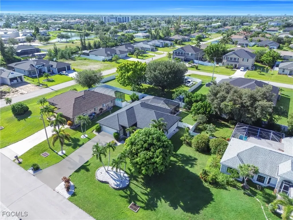 1726 SW 21st Street Cape Coral FL 33991