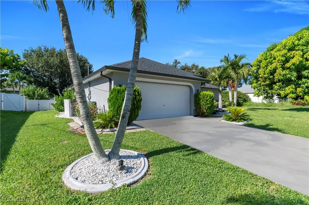 1726 SW 21st Street Cape Coral FL 33991