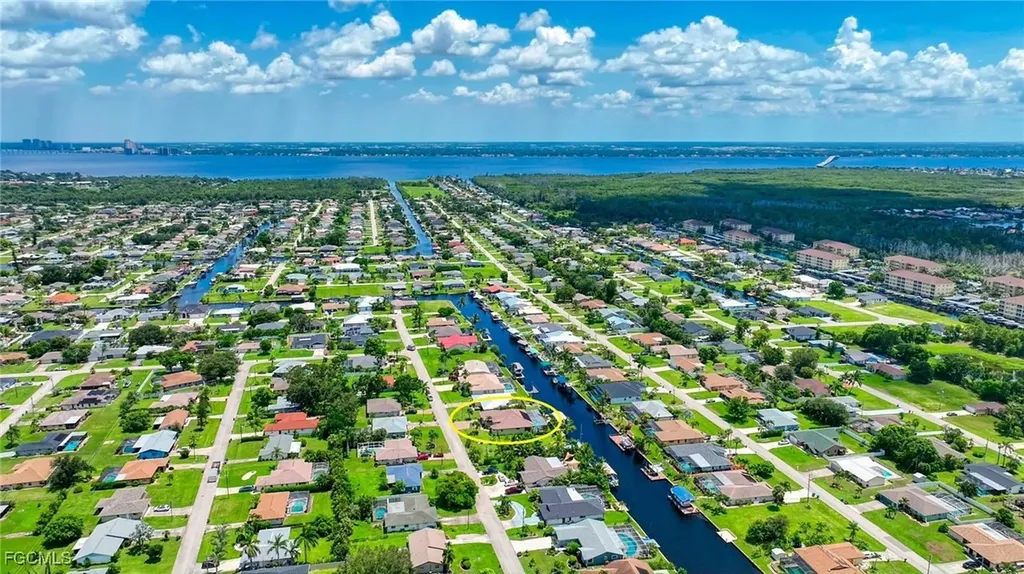 1826 SE 15th Terrace Cape Coral FL 33990