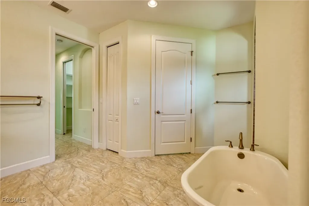 1826 SE 15th Terrace Cape Coral FL 33990