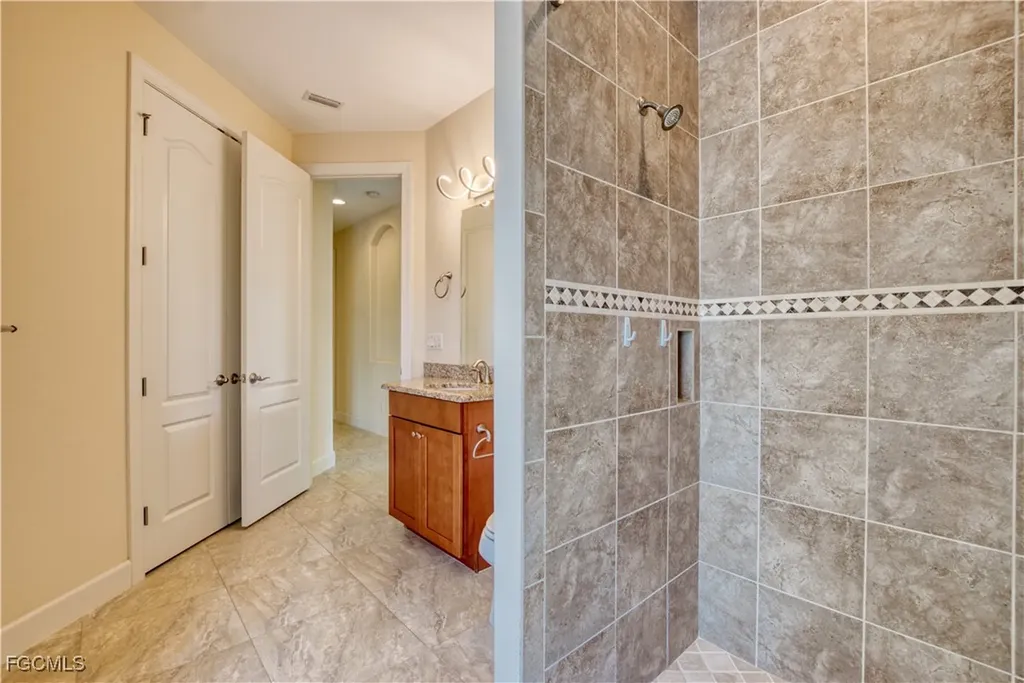 1826 SE 15th Terrace Cape Coral FL 33990