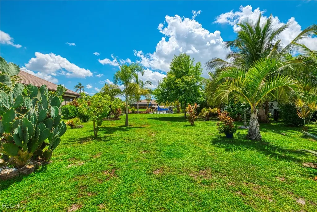 1826 SE 15th Terrace Cape Coral FL 33990