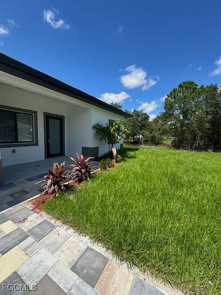 520 Millcreek Street Lehigh Acres FL 33974