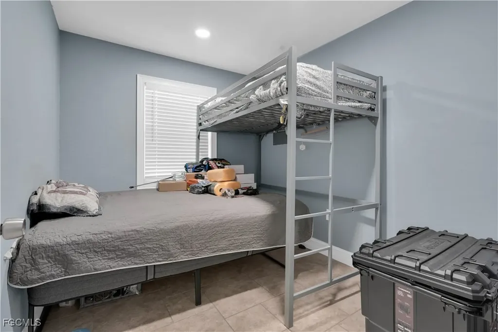 3808 Seminole Avenue Fort Myers FL 33916