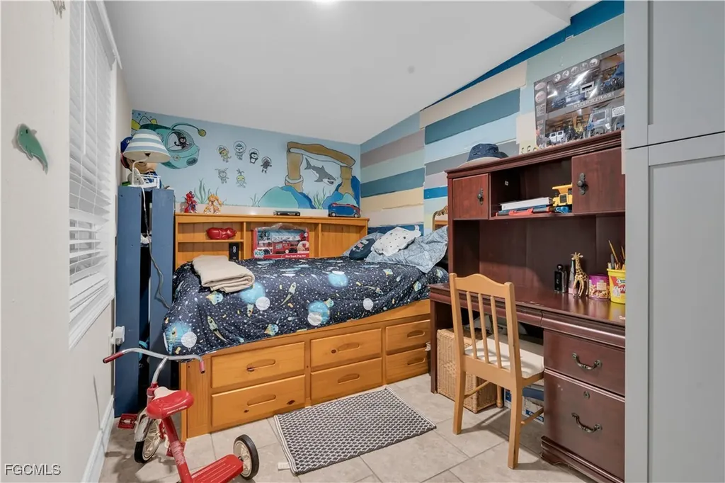 3808 Seminole Avenue Fort Myers FL 33916