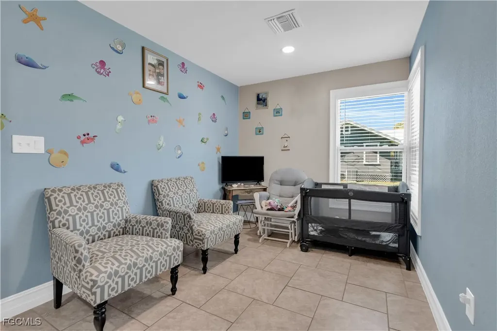 3808 Seminole Avenue Fort Myers FL 33916