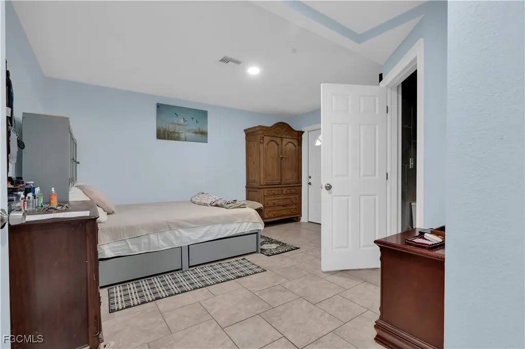 3808 Seminole Avenue Fort Myers FL 33916