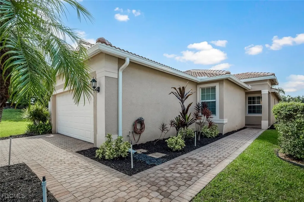 10502 Spruce Pine Court Fort Myers FL 33913