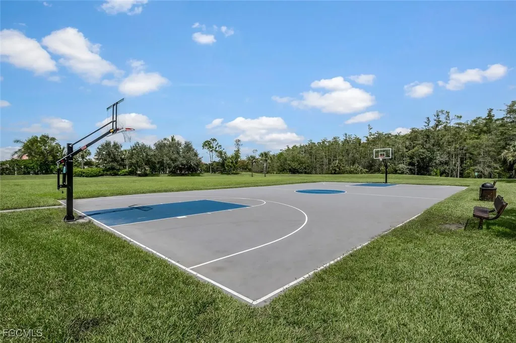 10502 Spruce Pine Court Fort Myers FL 33913