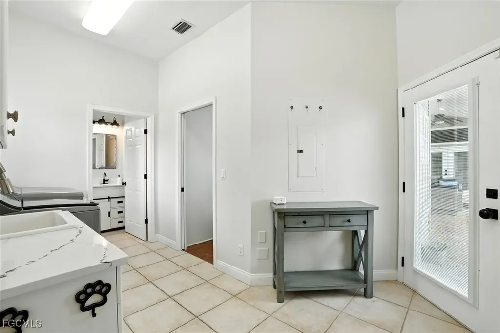 16300 Forest Mist Court Alva FL 33920