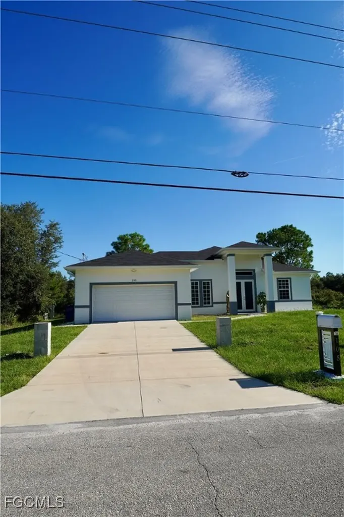 105 E 15th Street Lehigh Acres FL 33972