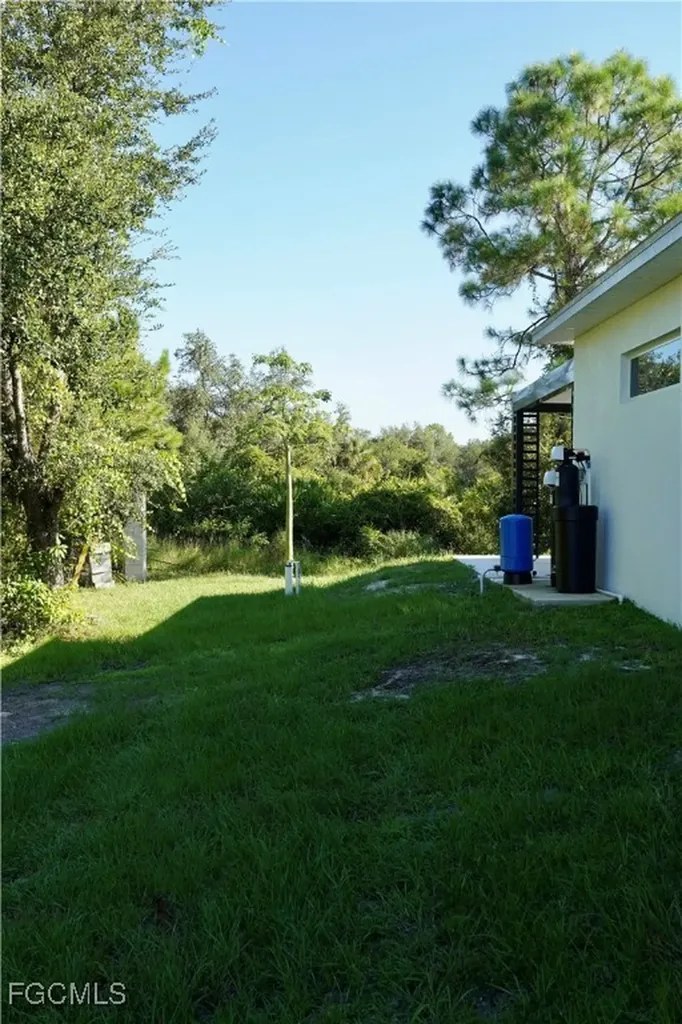 105 E 15th Street Lehigh Acres FL 33972