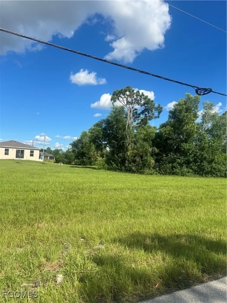 4165 Old Burnt Store Road N Cape Coral FL 33993