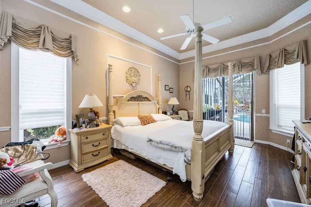 11745 Longshore Way E Naples FL 34119