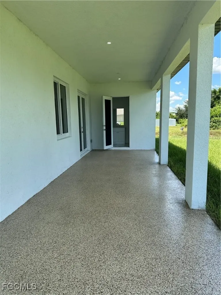 3124 35th Street SW Lehigh Acres FL 33976