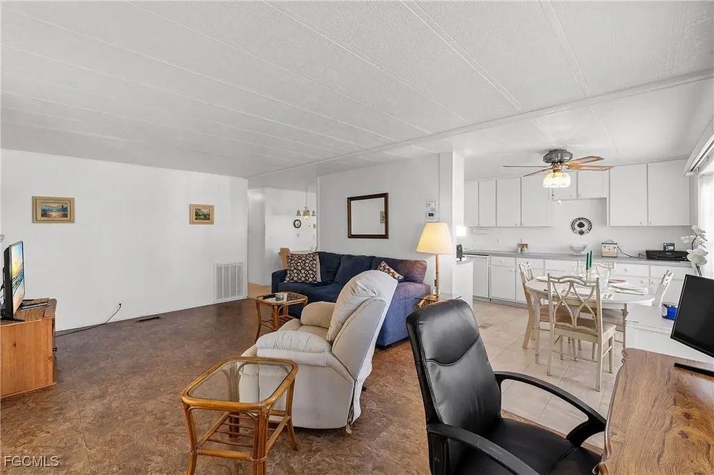 77 Snead Drive North Fort Myers FL 33903