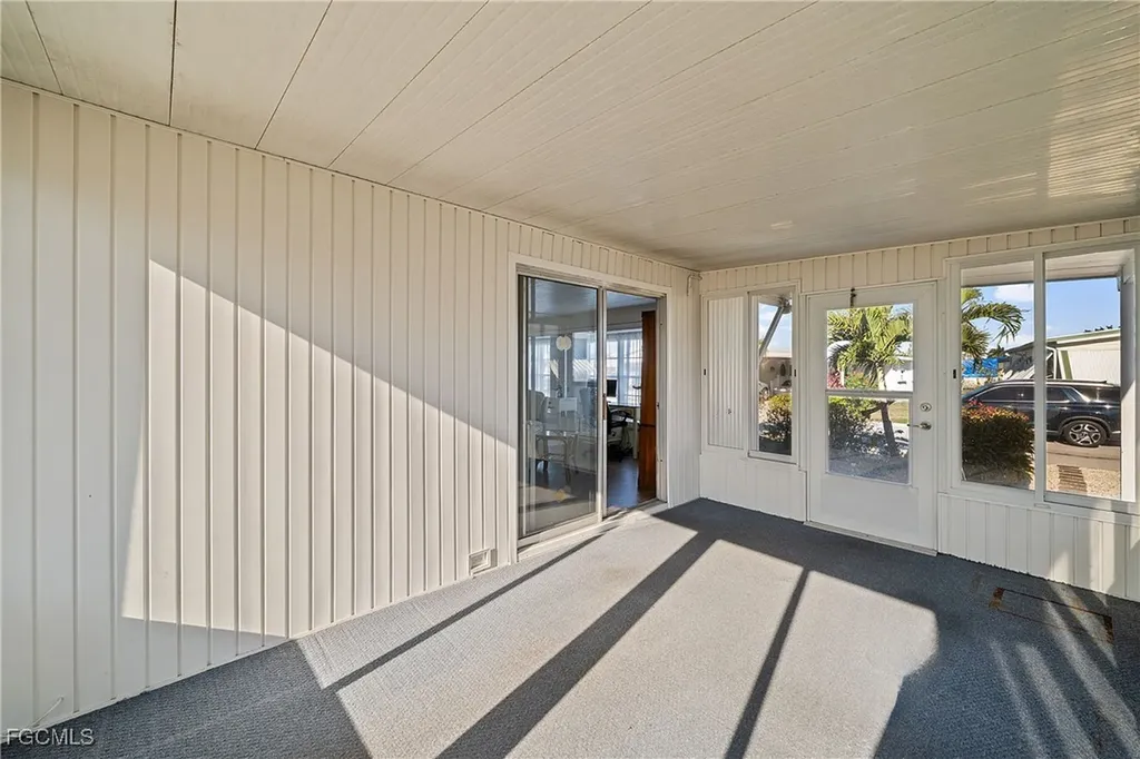 77 Snead Drive North Fort Myers FL 33903