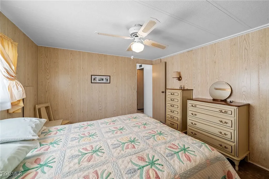 77 Snead Drive North Fort Myers FL 33903