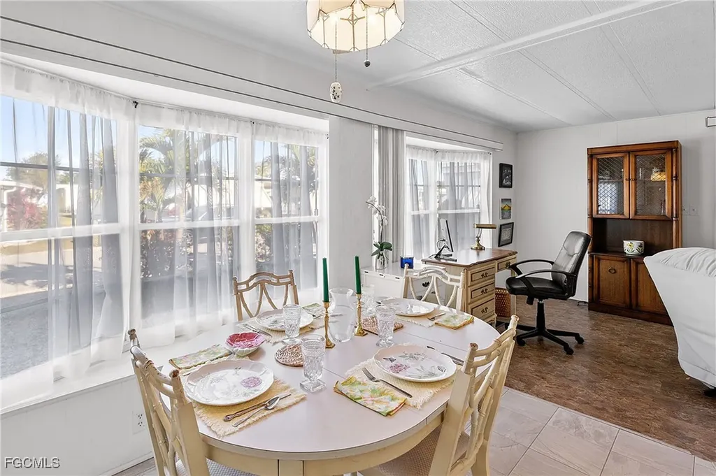 77 Snead Drive North Fort Myers FL 33903