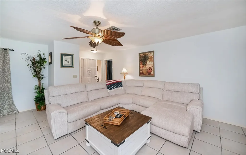 18537 Klingler Circle Port Charlotte FL 33948