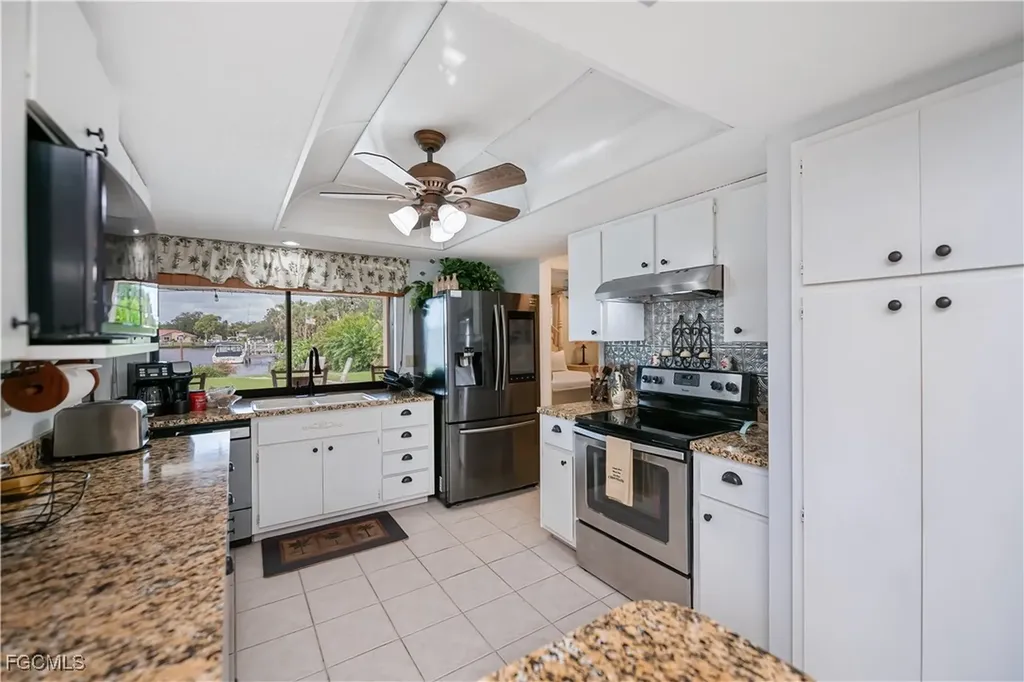 18537 Klingler Circle Port Charlotte FL 33948