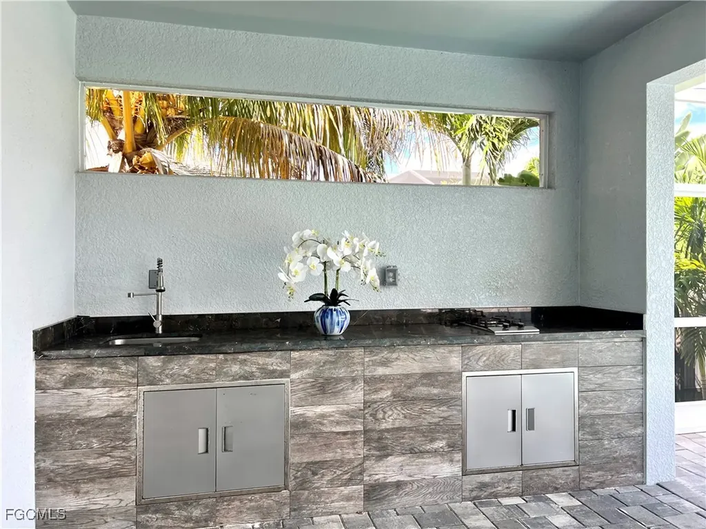 3821 SW 20th Place Cape Coral FL 33914