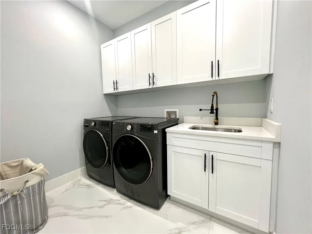 3821 SW 20th Place Cape Coral FL 33914