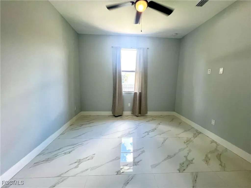 3821 SW 20th Place Cape Coral FL 33914