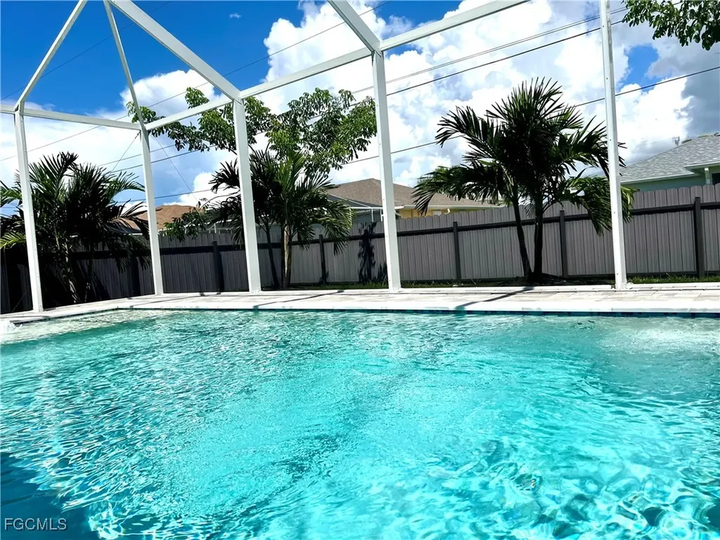 3821 SW 20th Place Cape Coral FL 33914
