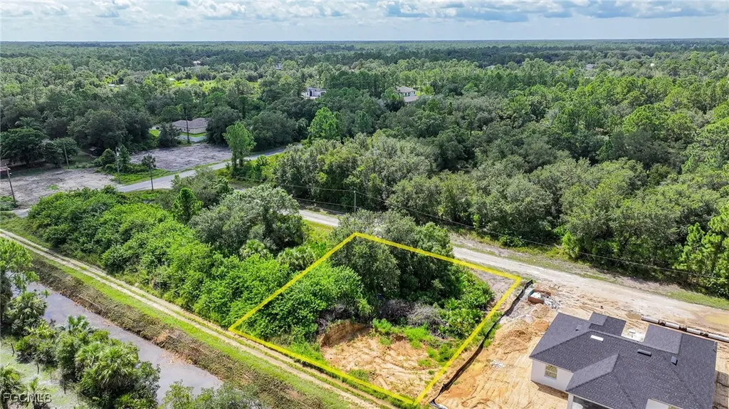 16 W 18th Street Lehigh Acres FL 33972