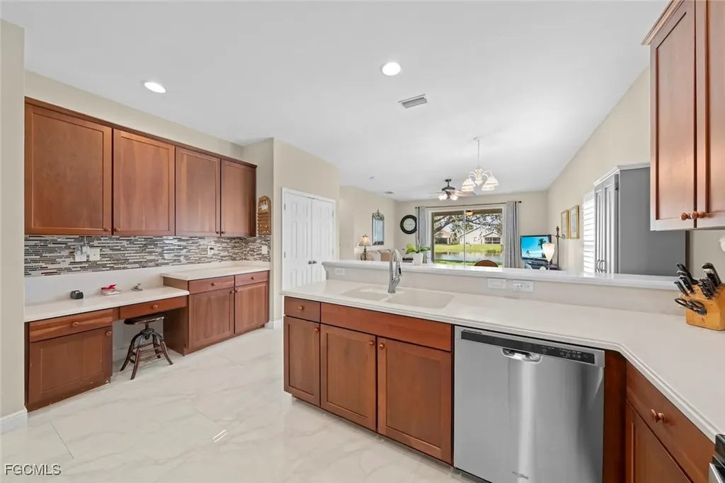 9049 Gladiolus Preserve Circle Fort Myers FL 33908