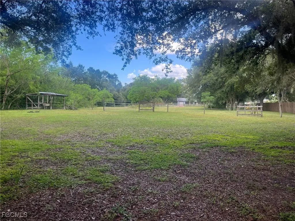 435 Trader Road Fort Denaud FL 33935