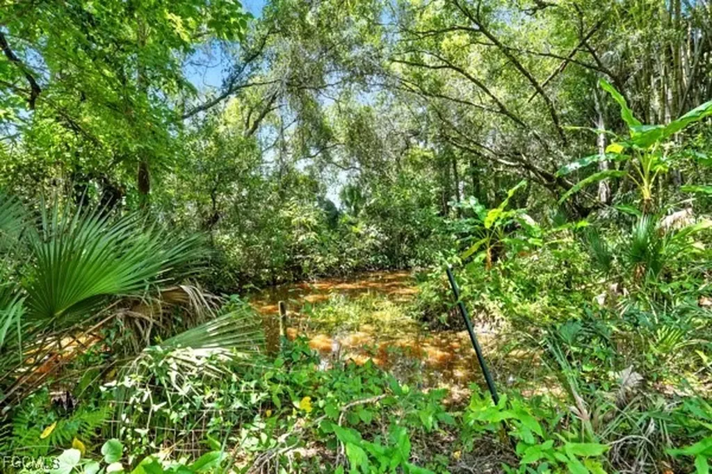 435 Trader Road Fort Denaud FL 33935
